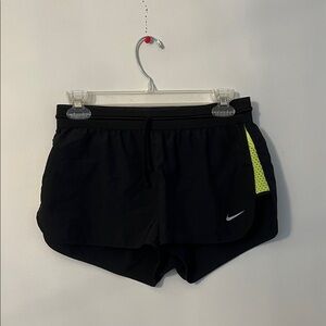 black nike womens athletic shorts